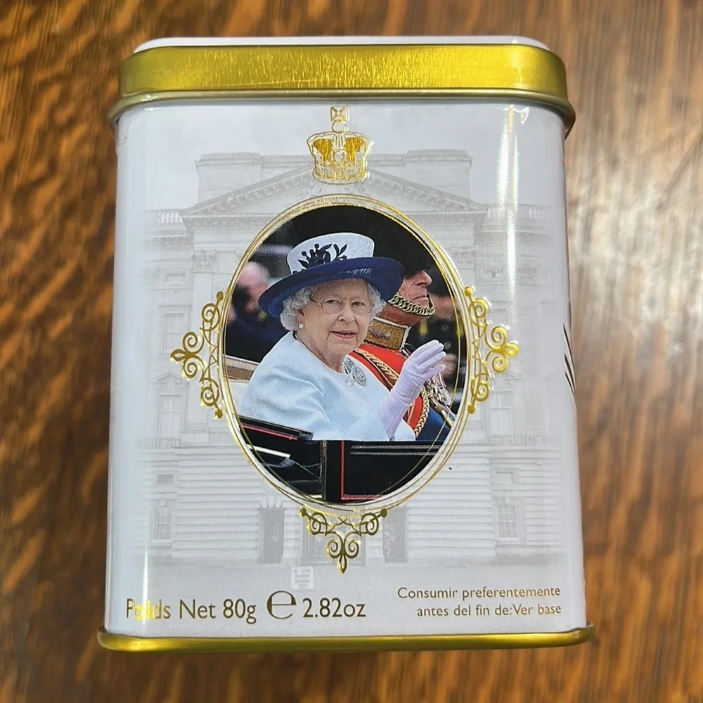 🇬🇧 QUEEN ELIZABETH II TROOPING THE COLOUR - ENGLISH BREAKFAST TEA 40 TEABAGS ✨